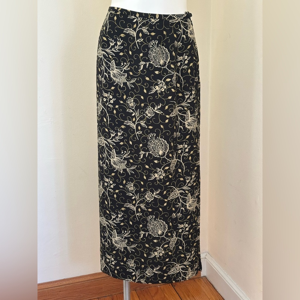 ANN TAYLOR Black & Yellow Floral Maxi Skirt. 2 Long Slits On Both Sides Sz 6